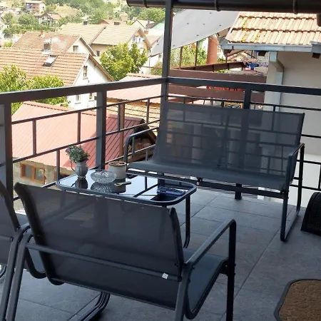 Ivanovic Center Apartman *