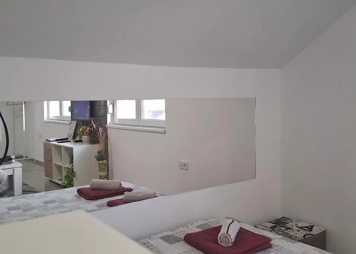 Ivanovic Center Appartamento